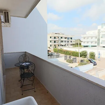 Casa Vacanze Elda A Otranto 4/5 Posti דירה *